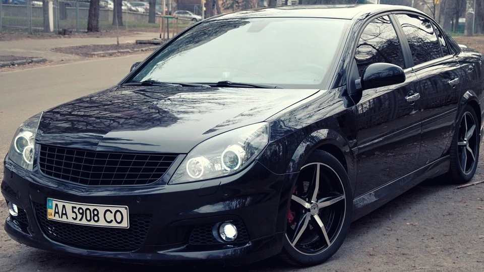 Opel Vectra «Black» 5