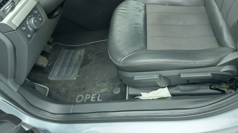Opel Vectra C 1.9 CDTI Elegance FL 4
