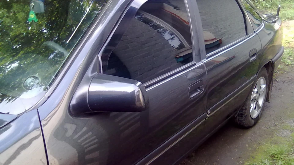 Opel Vectra Чорний металік