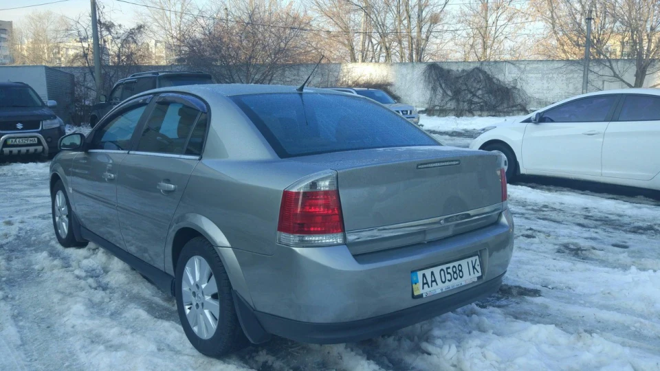 Opel Vectra Фрау 2.2i 2