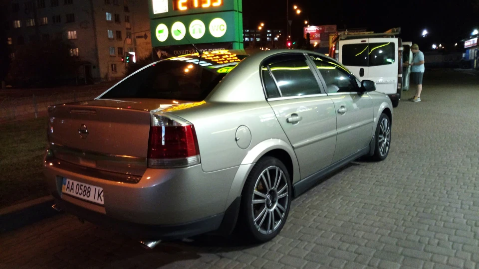 Opel Vectra Фрау 2.2i 4