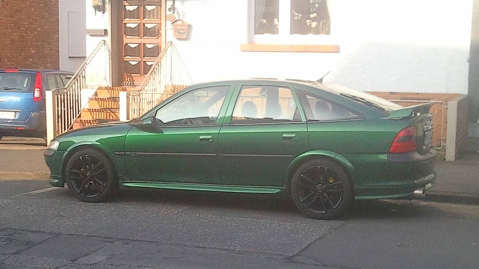 Opel Vectra "GREEN ARROW" 2