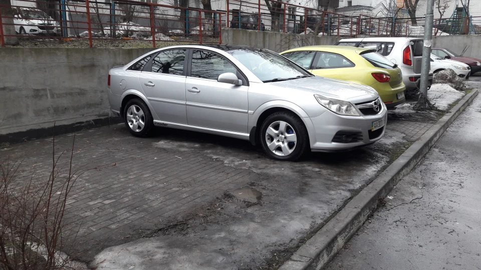Opel Vectra GTS 5