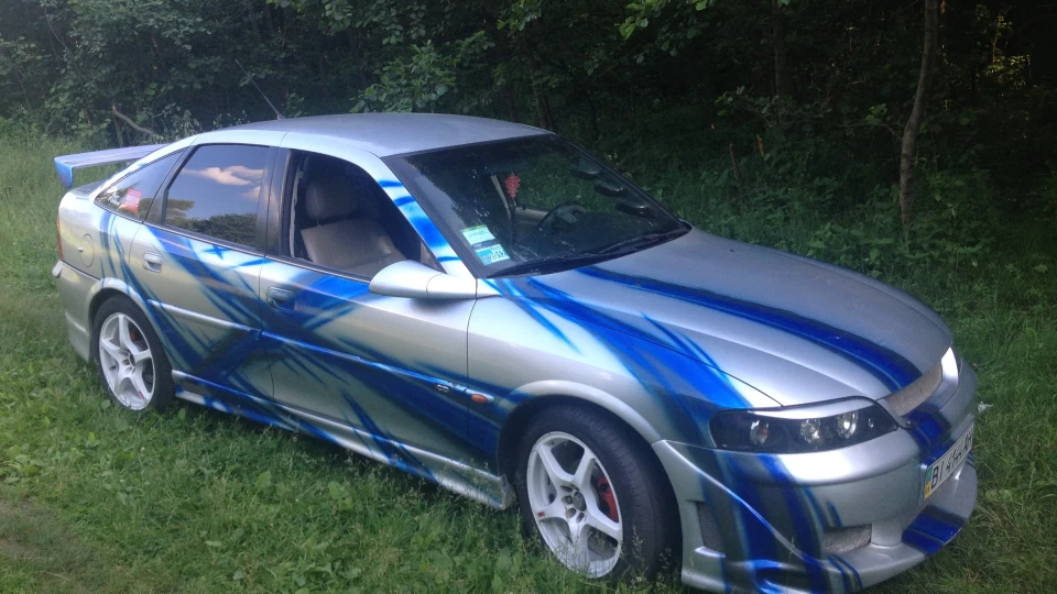 Opel Vectra Яскрава Яскрава 3,2 V6 4