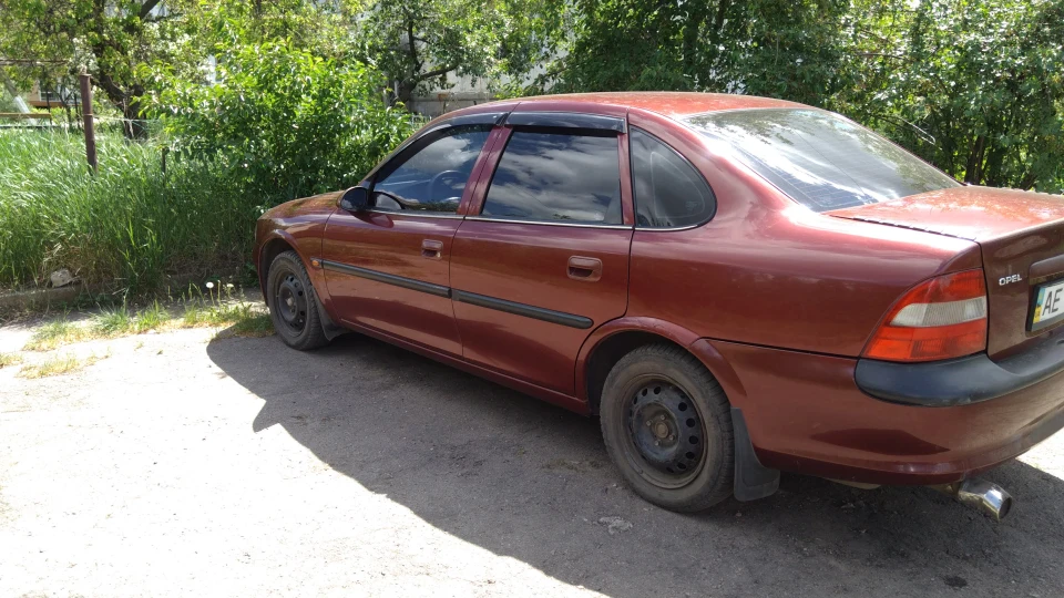 Opel Vectra ЧЕРВОНИЙ ДРАКОН 2