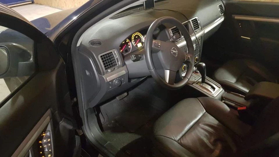Opel Vectra 4
