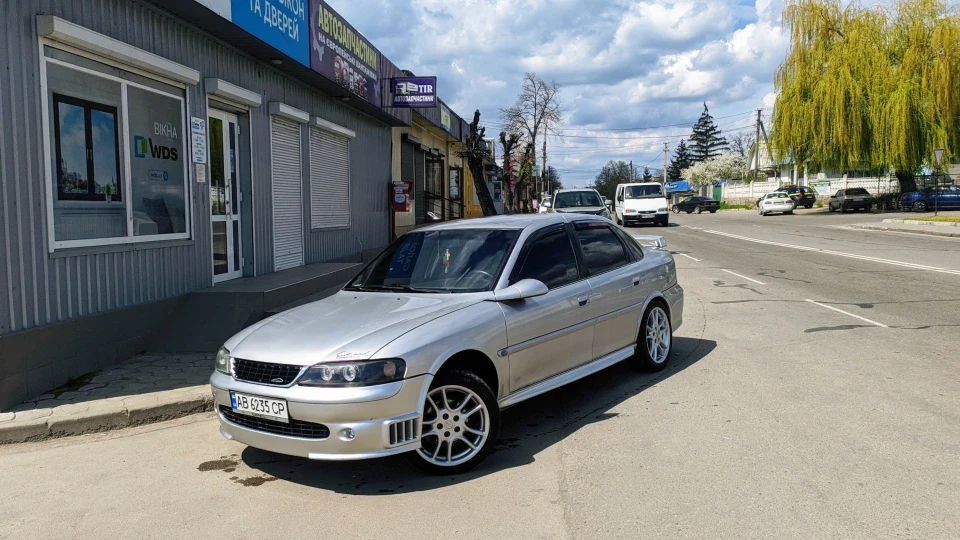 Opel Vectra Машина 90-х 2
