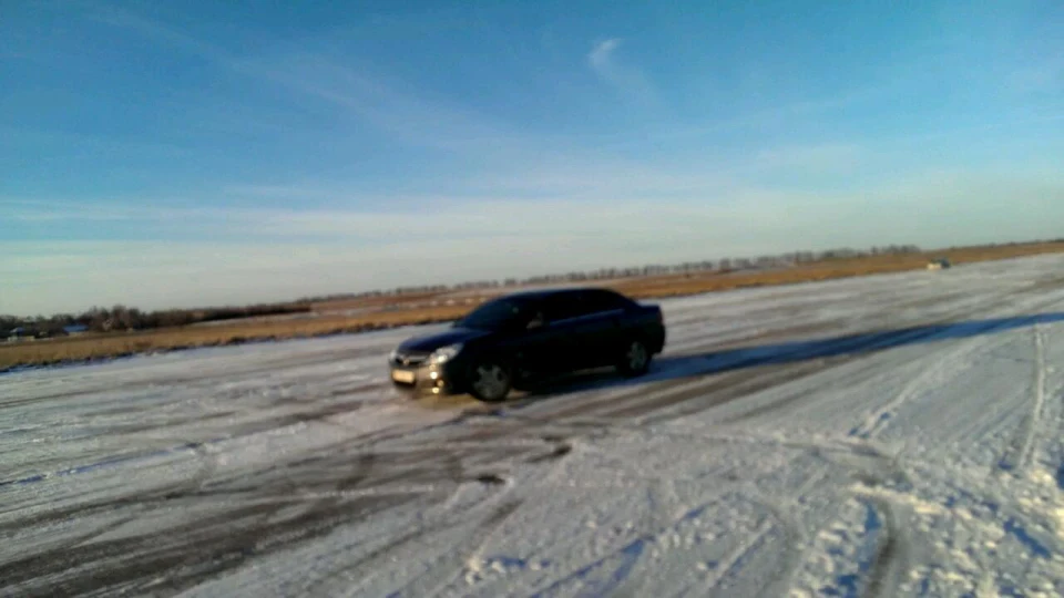 Opel Vectra Мокрий асфальт