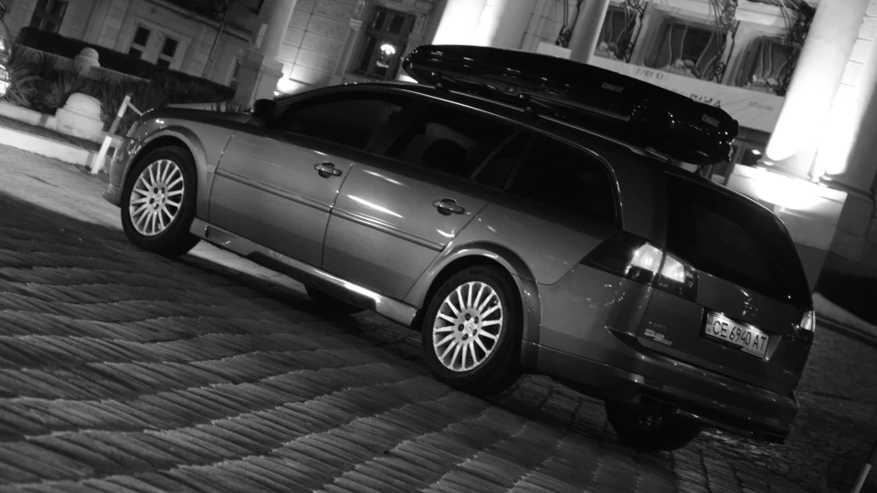 Opel Vectra Moonland