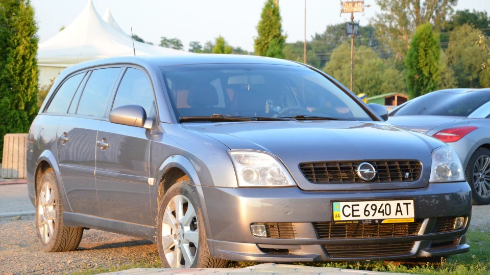 Opel Vectra Moonland 5