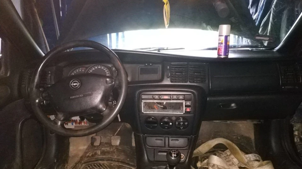 Opel Vectra На запчастини 3
