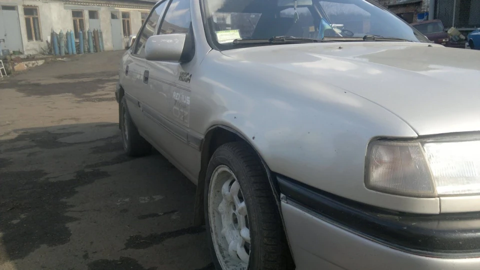 Opel Vectra Немецкая ця-ця)