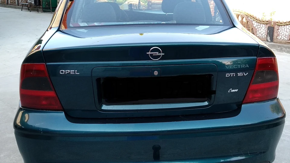 Opel Vectra Ненаситний 2