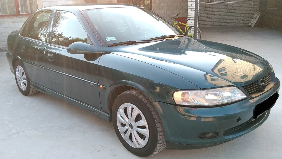 Opel Vectra Ненаситний 4