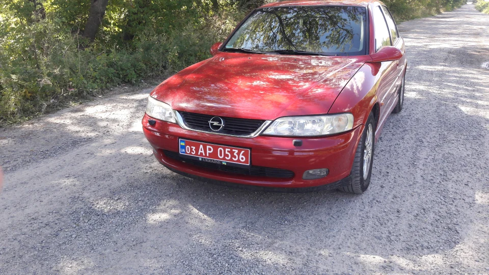 Opel Vectra Вогняна 3