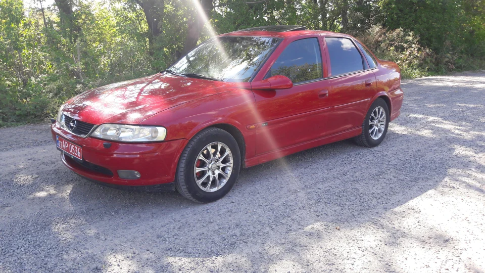 Opel Vectra Вогняна 4