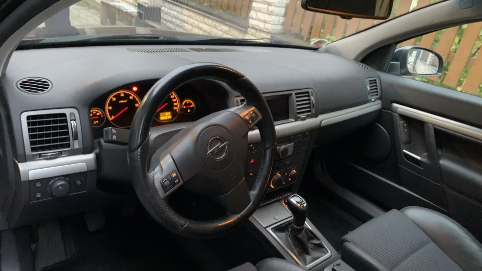 Opel Vectra OPC Line 3