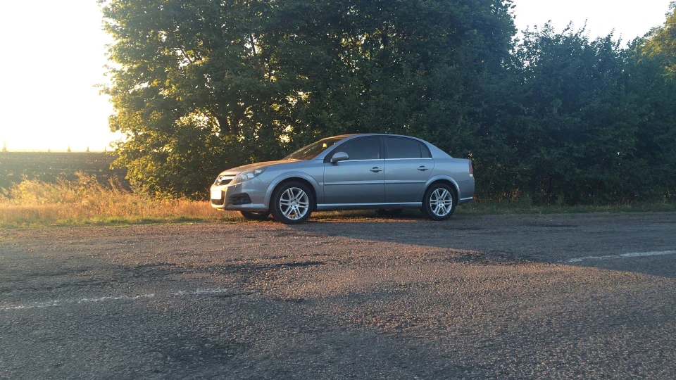 Opel Vectra OPC Line ))) 3
