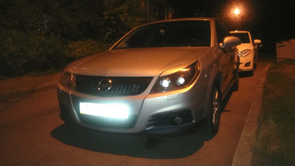Opel Vectra Pantera 3