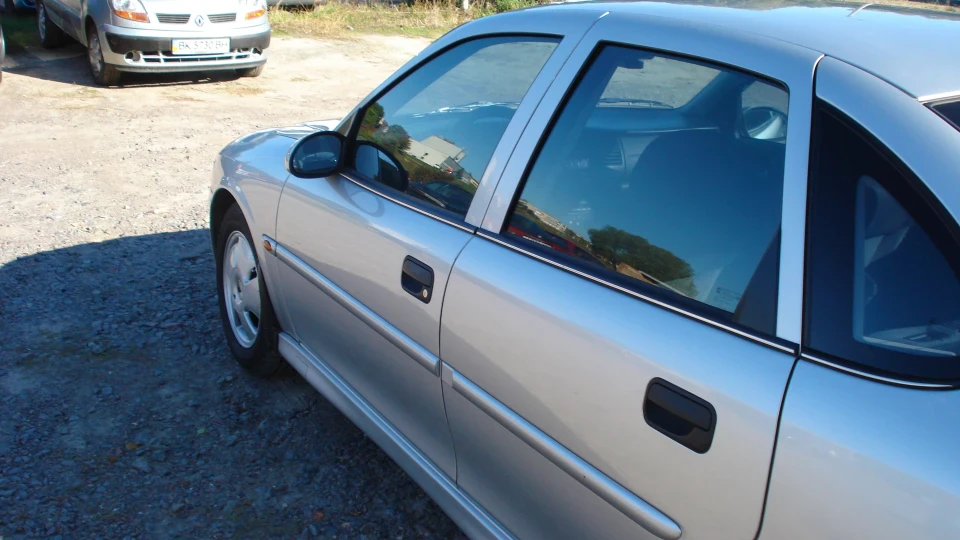 Opel Vectra повний стік