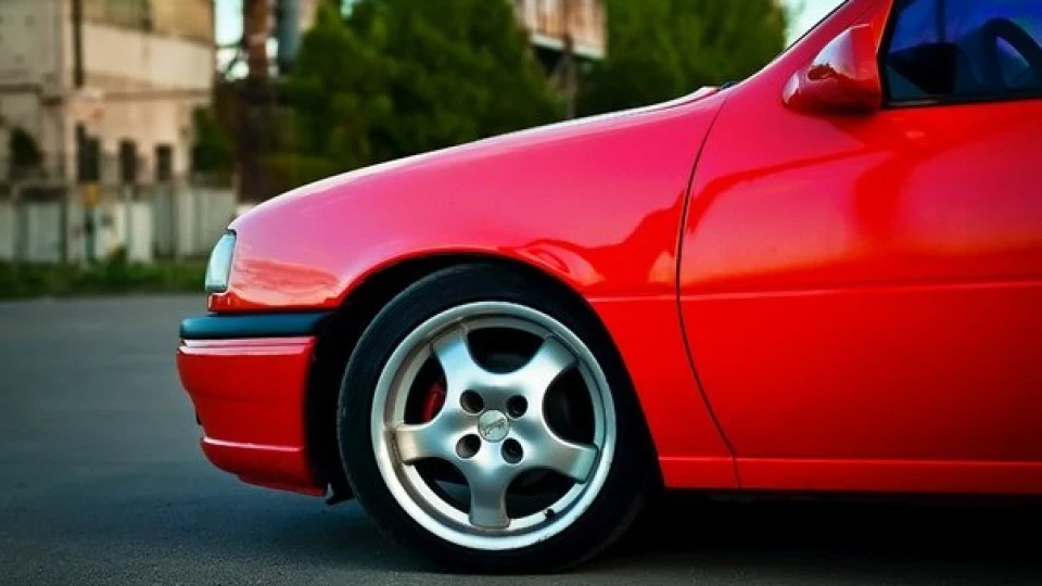 Opel Vectra RED BULL 4