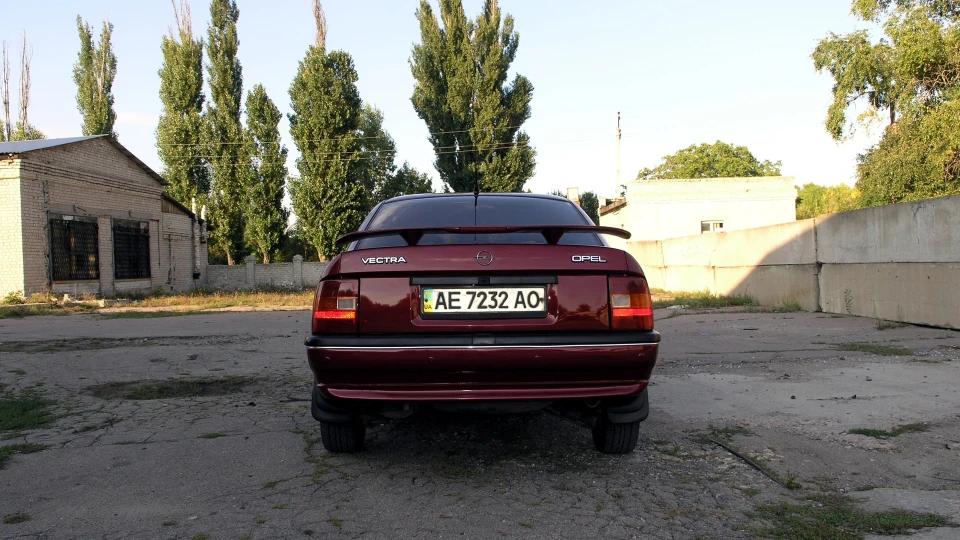 Opel Vectra Red rock 5