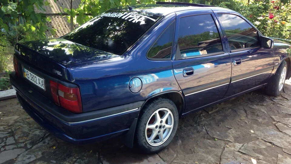 Opel Vectra с20не 3