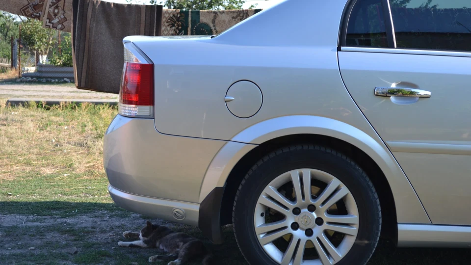 Opel Vectra Sechs