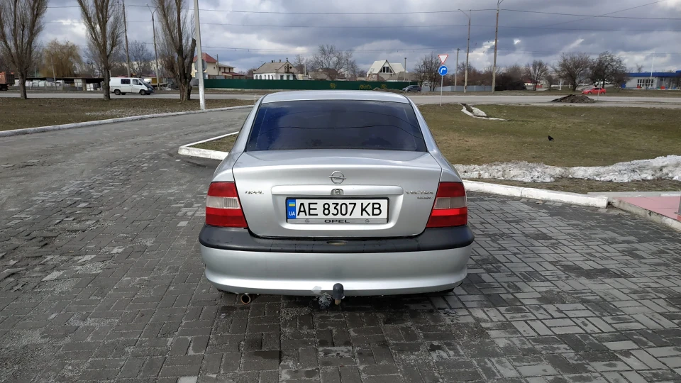 Opel Vectra Срібляста блискавка 2
