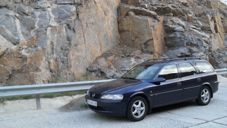 Opel Vectra Синій металік 1.8 v16 4