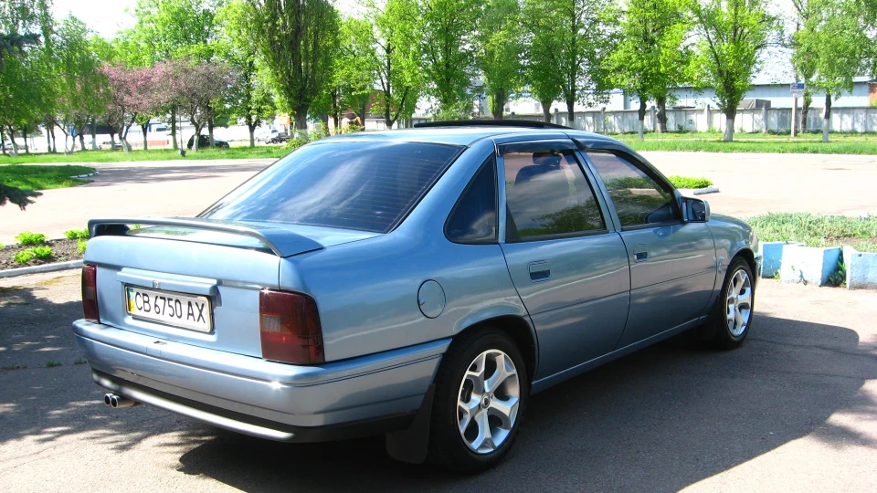 Opel Vectra синій перламутр C16NZ