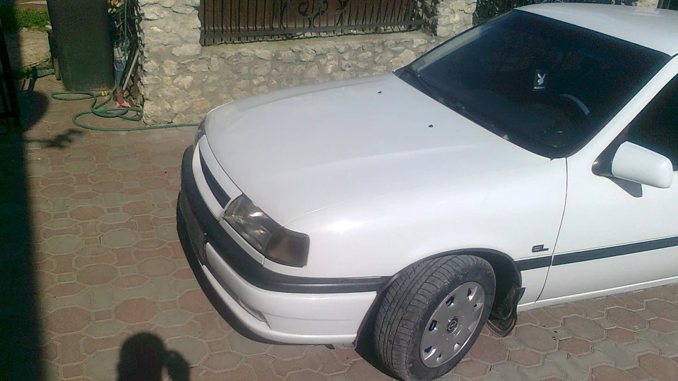 Opel Vectra Spitfire 2