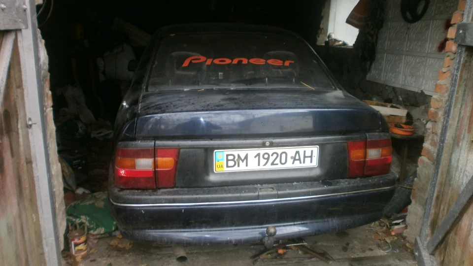 Opel Vectra V6 C25XE 2