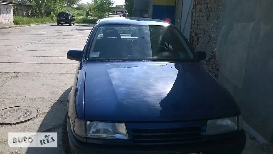 Opel Vectra Vectra A 2.0i GLS