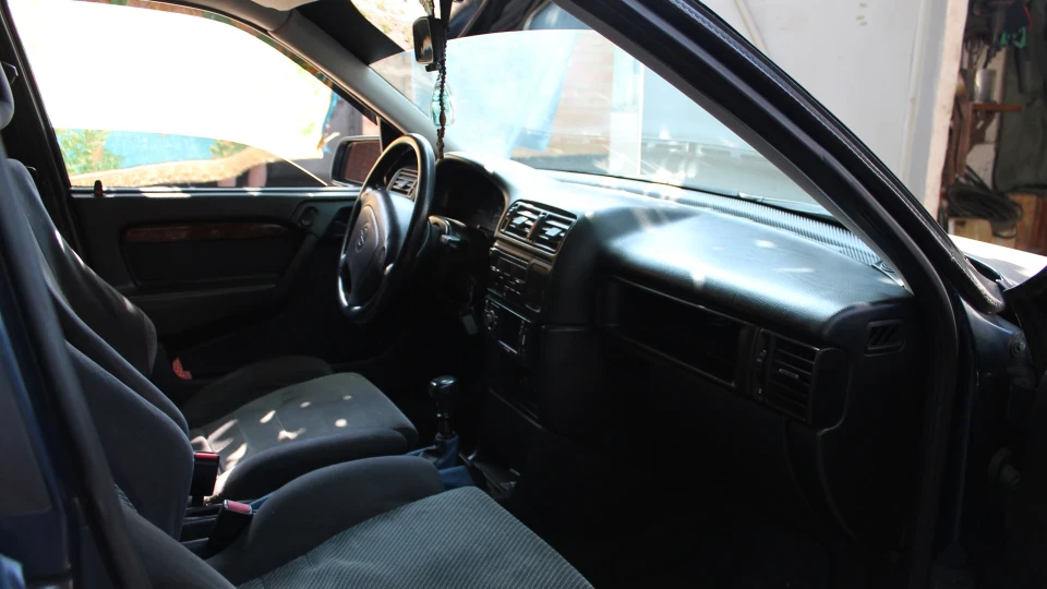 Opel Vectra VECTRU$ 2