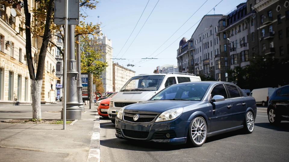 Opel Vectra Vincero 3