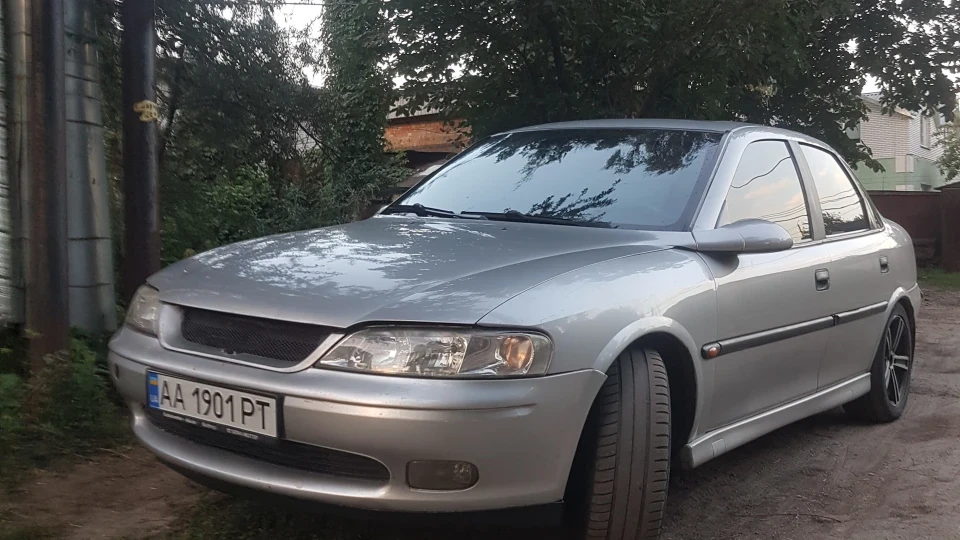 Opel Vectra Вітек Адамич 4
