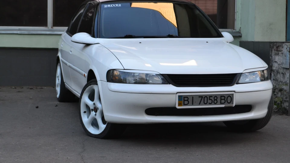 Opel Vectra Yin-Yang 4
