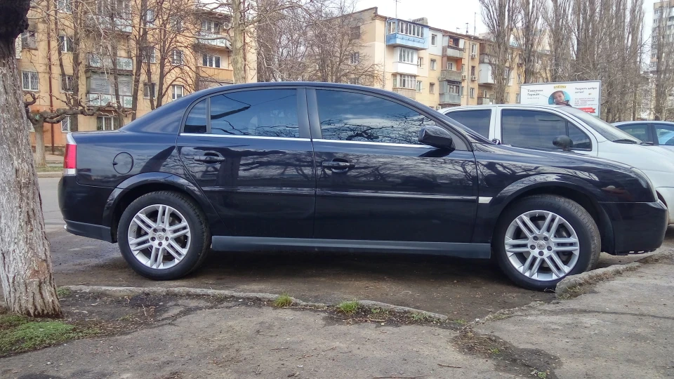 Opel Vectra Z32SE 2