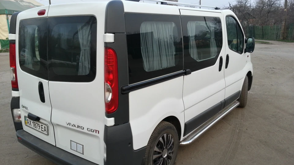 Opel Vivaro 2