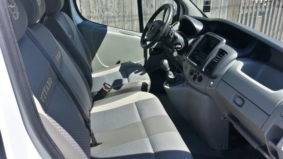 Opel Vivaro 4
