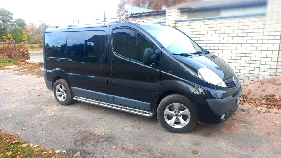 Opel Vivaro 2