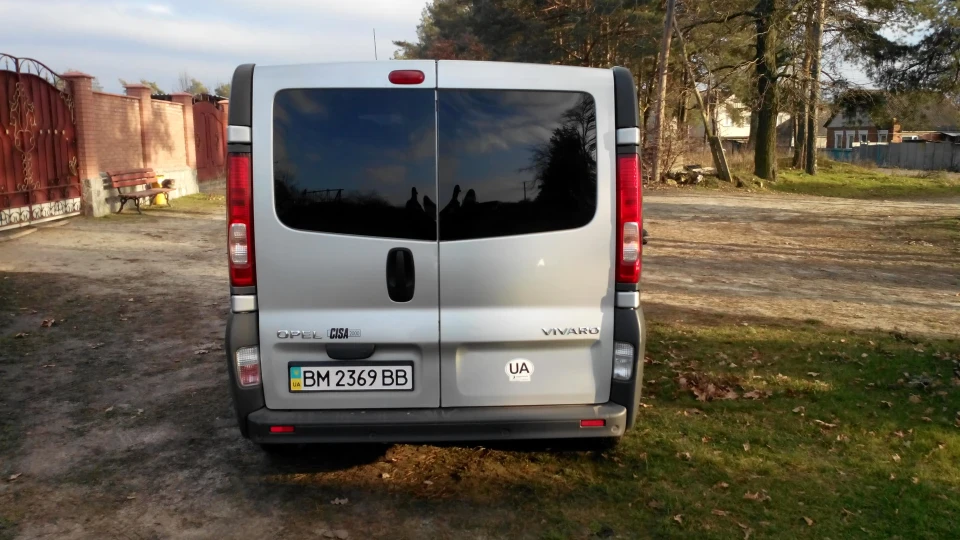 Opel Vivaro 2