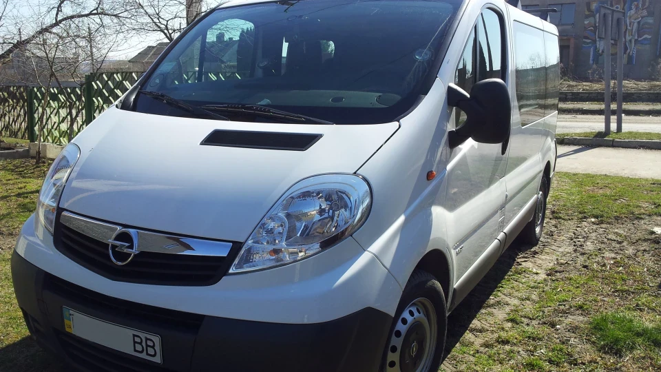 Opel Vivaro 2