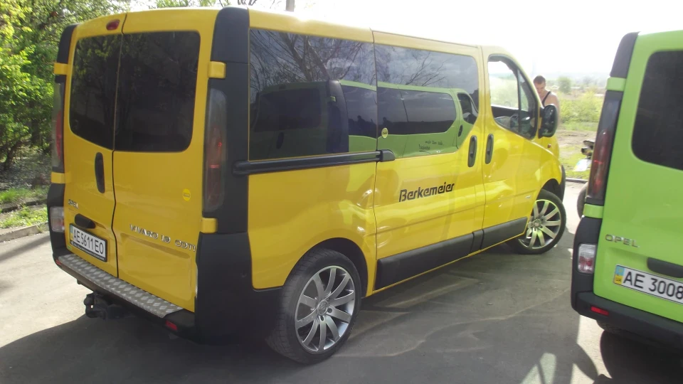 Opel Vivaro 4