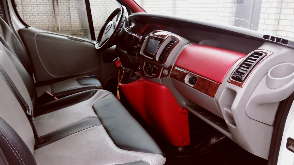 Opel Vivaro 2