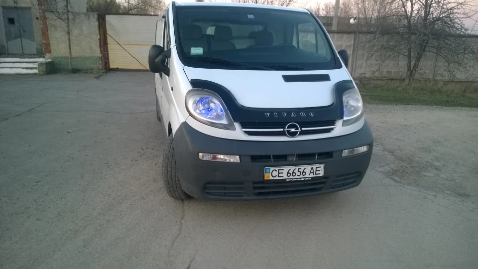 Opel Vivaro 2