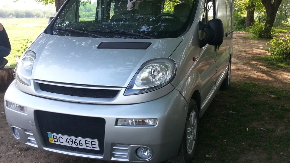 Opel Vivaro 2