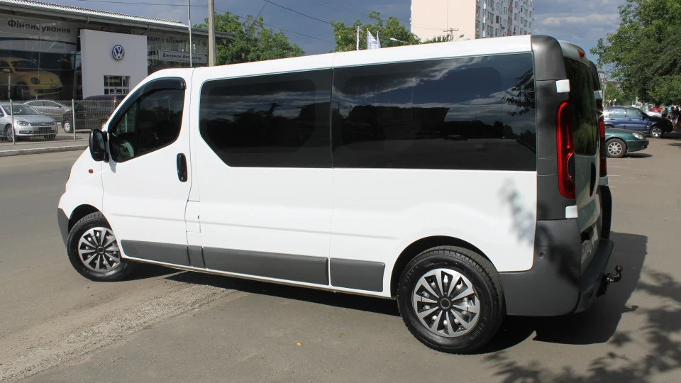 Opel Vivaro 4