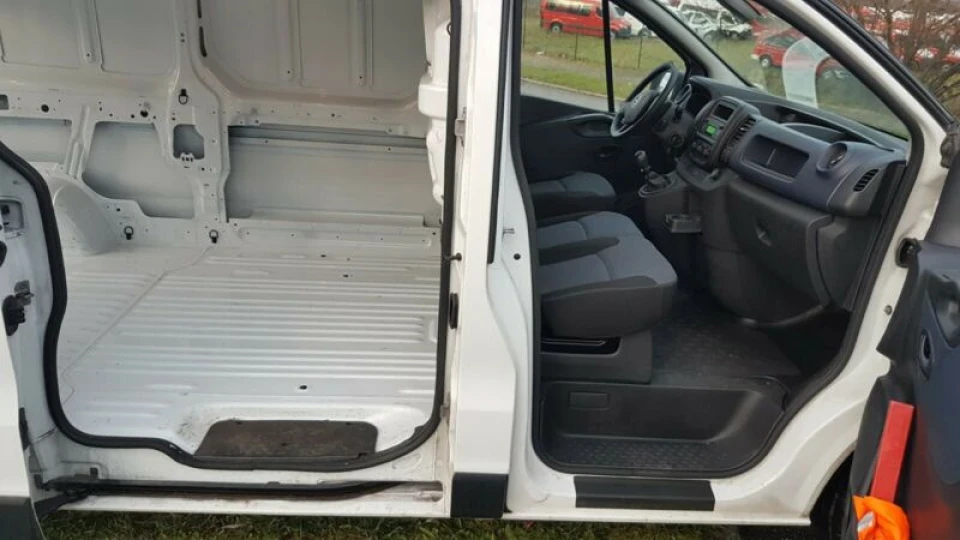 Opel Vivaro 5